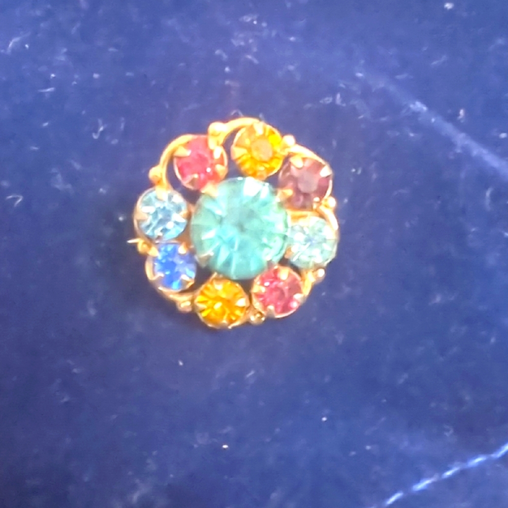 Vintage Flower Colored Rhinestones 1930s Gold Brooch Pin